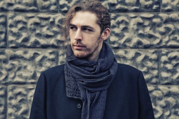 Hozier (musician) Talented Irish musician and total cutie Andrew HozierByrne