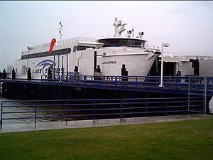 HSC Lake Express httpsuploadwikimediaorgwikipediacommonsthu