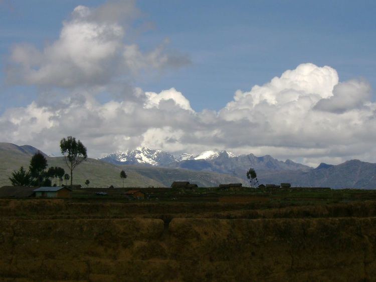 Huallanca (mountain)