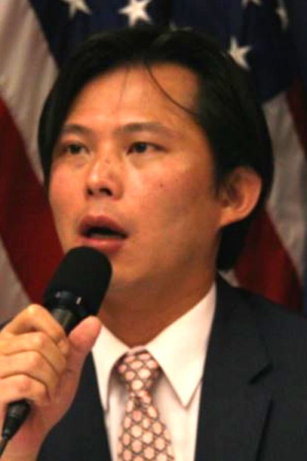 Huang Kuo-chang httpsuploadwikimediaorgwikipediacommonsee
