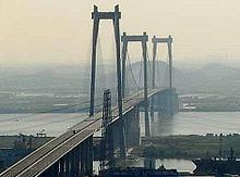 Huangpu Bridge httpsuploadwikimediaorgwikipediacommonsthu