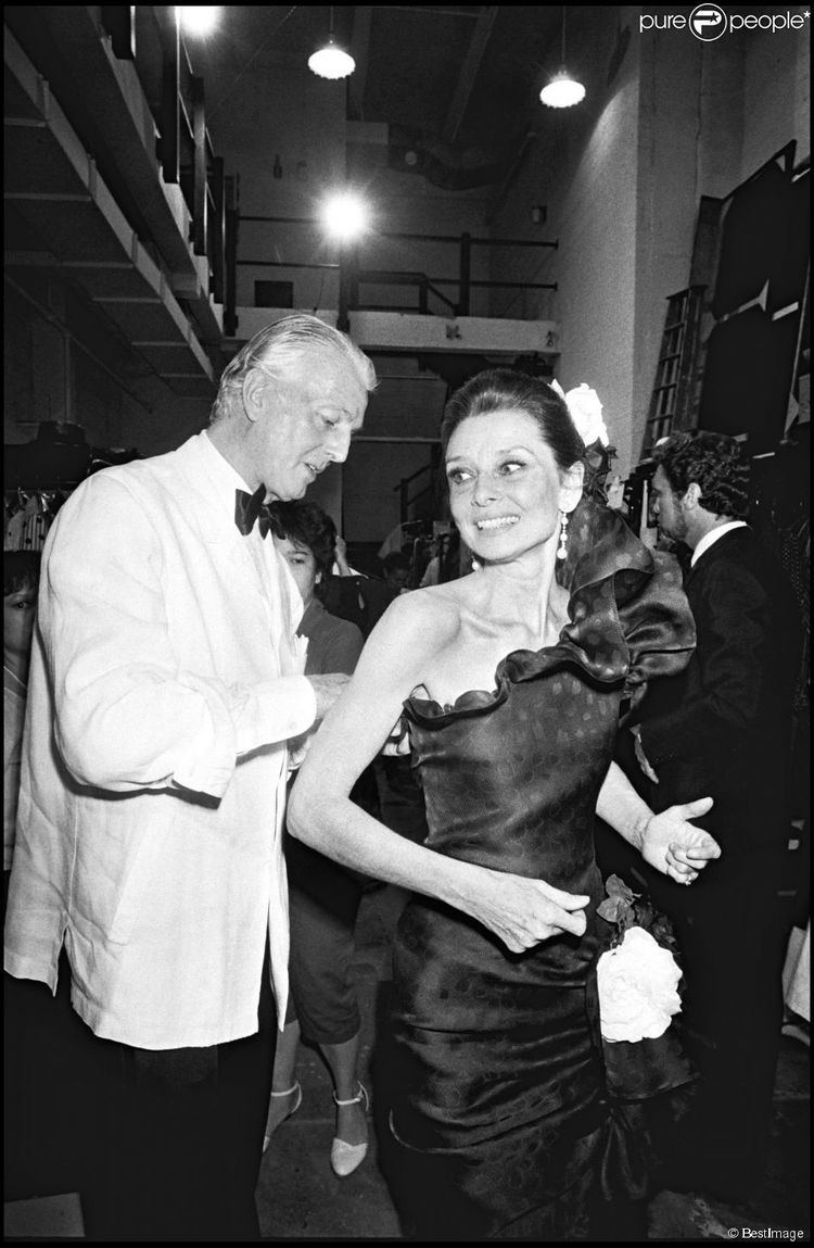 Hubert de Givenchy The French fashion designer Hubert de Givenchy photographed with his