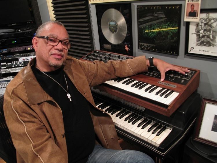 Hubert Eaves III High Praise Studio