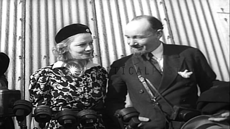 Hubert Wilkins Sir Hubert and Lady Wilkins are interviewed upon arrival in the US