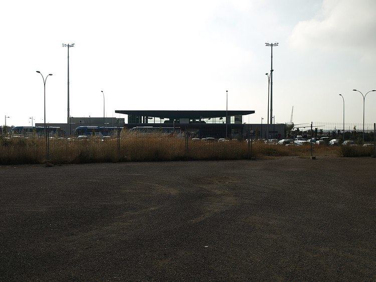 Huesca–Pirineos Airport