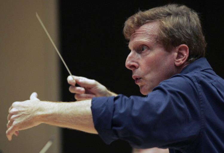 Hugh Wolff Review Hugh Wolff leads requiem with Musicians of