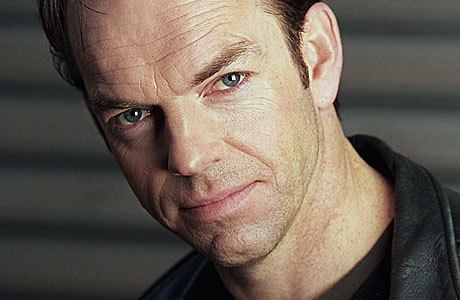 Hugo Weaving - Vikipedi