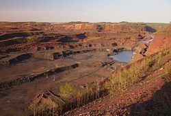 Hull–Rust–Mahoning Open Pit Iron Mine httpsuploadwikimediaorgwikipediacommonsthu