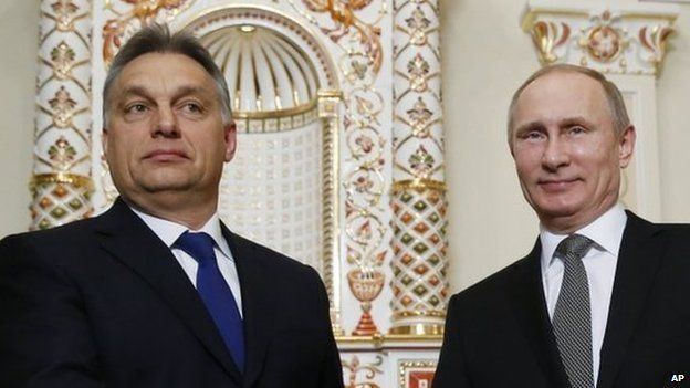 Hungarians Hungarians protest as Putin meets Orban BBC News