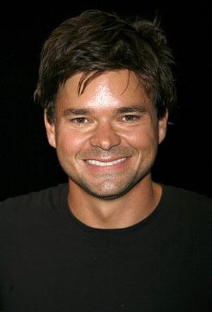 Hunter Foster Recap Signature Theatres The Hollow And Exclusive Interview With