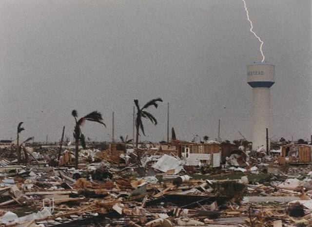 Hurricane Andrew Destruction at dawn What Hurricane Andrew did to South Florida 24