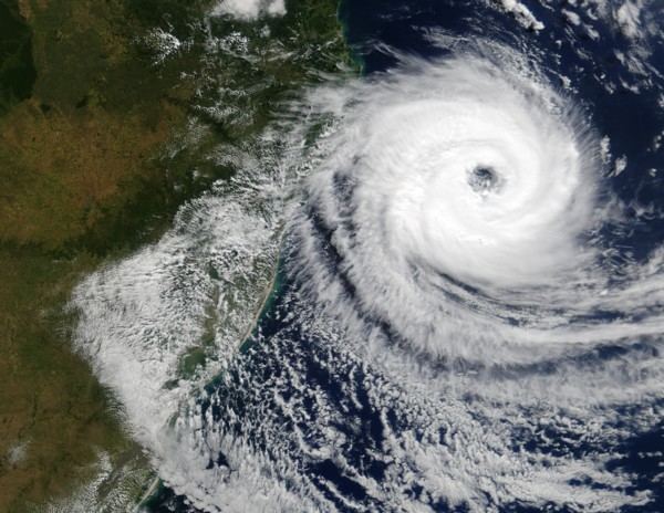 Hurricane Catarina FileHurricane Catarinajpg Wikimedia Commons