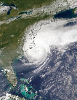 Hurricane Dennis (1999) httpsuploadwikimediaorgwikipediacommonsthu