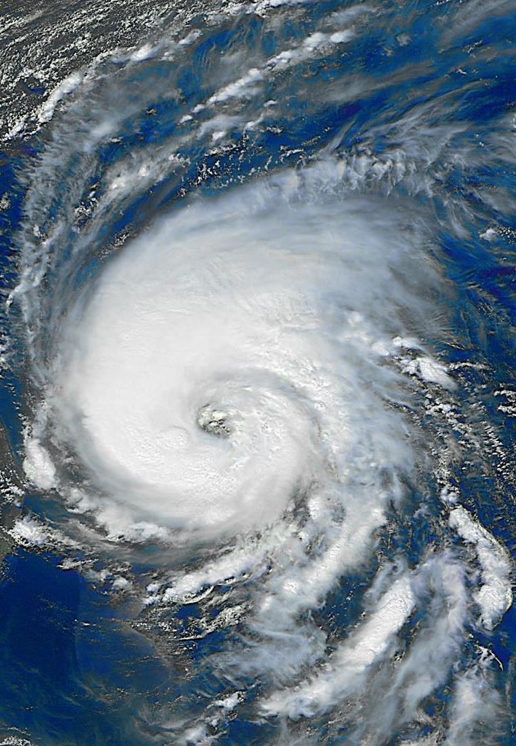 Hurricane Dennis (1999) FileHurricane Dennis 1999 GOESJPG Wikimedia Commons