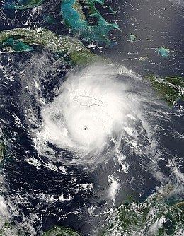 Hurricane Emily (2005) httpsuploadwikimediaorgwikipediacommonsthu