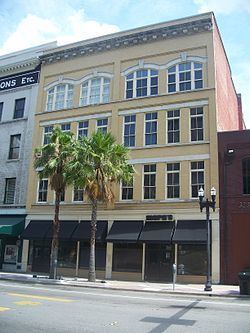 Hutchinson-Suddath Building httpsuploadwikimediaorgwikipediacommonsthu