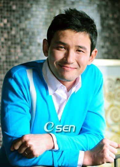 Hwang Jung-min starkoreandramaorgwpcontentuploads200707Hw