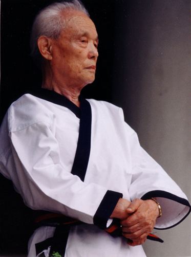 Hwang Kee Great Grandmaster Hwang Kee