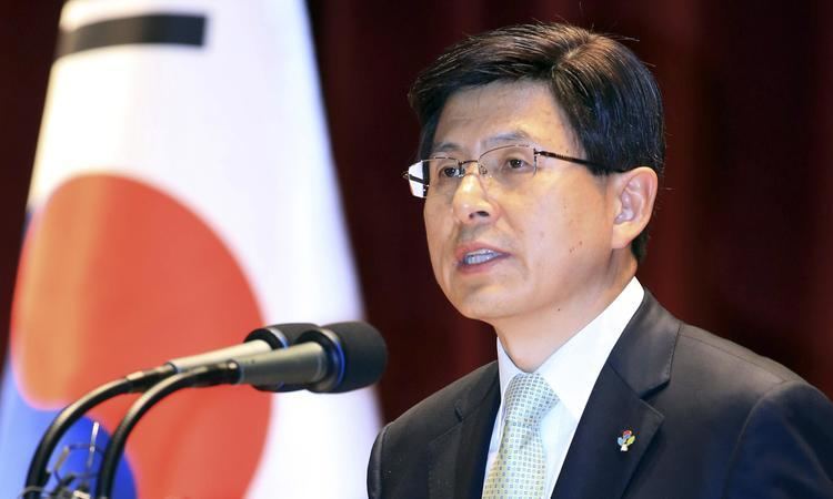 Hwang Kyo-ahn South Korean lawmakers approve Hwang Kyoahn as prime