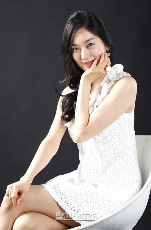 Hwang Sun-hee Hwang Seonhee Korean actress HanCinema The