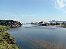 Hyeongsan River httpsuploadwikimediaorgwikipediacommonsthu