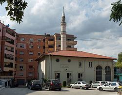 Hysen Pasha Mosque httpsuploadwikimediaorgwikipediacommonsthu