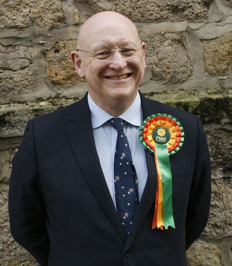 Hywel Williams Plaid Cymru MP and candidate support for the NHS