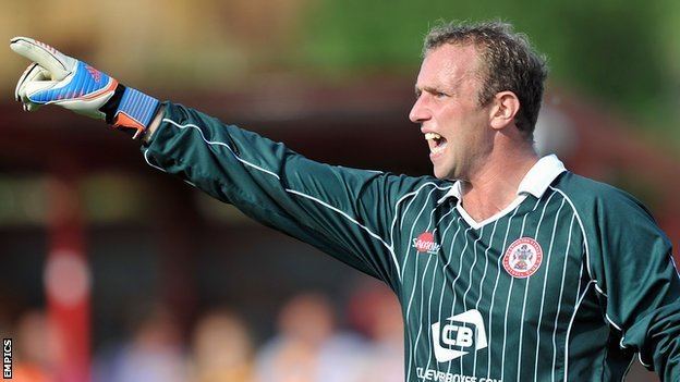 Ian Dunbavin BBC Sport Accrington Stanley goalkeeper Ian Dunbavin out