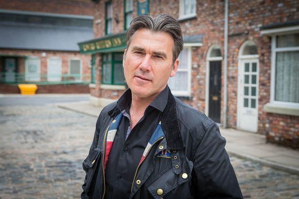 Ian Kelsey Coronation Street star Ian Kelsey splits with wife following 12