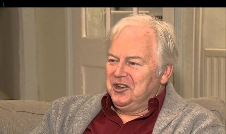 Ian Lavender Ian Lavender pays tribute to Clive Dunn YouTube