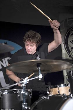 Ian Matthews (drummer) Interview with Ian Matthews Kasabian Mike Dolbear