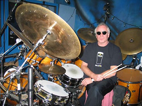 Ian Mosley MusicPlayerscom Features gt Drums gt Ian Mosley