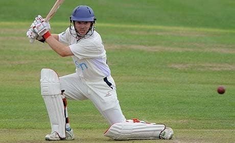 Ian Westwood Ian Westwood eases Warwickshire towards Division One