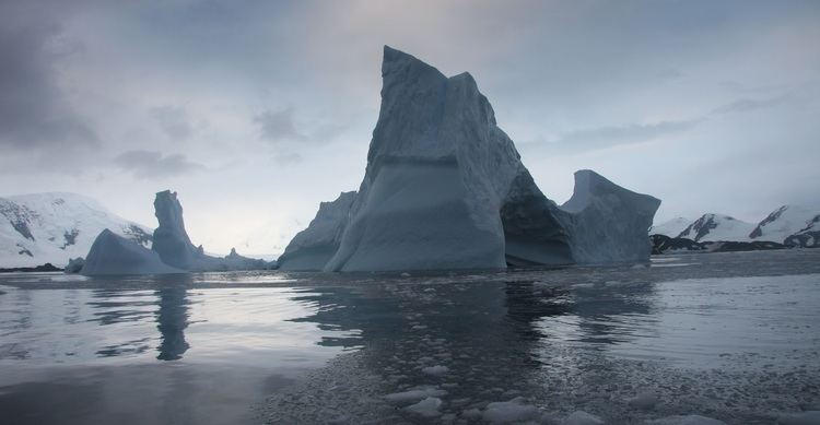 Ice shelf NASA Study Shows Antarctica39s Larsen B Ice Shelf Nearing Its Final