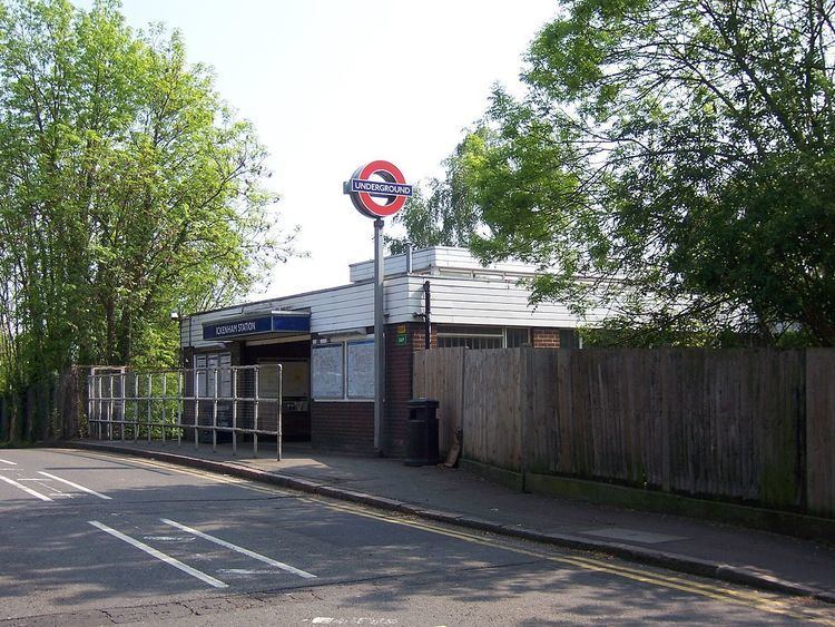 Ickenham tube station