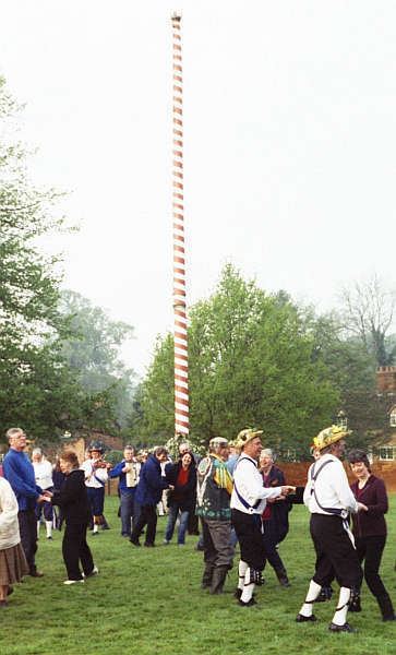 Ickwell May Day