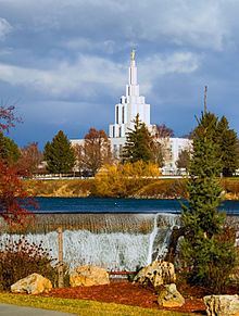 Idaho Falls Idaho Temple httpsuploadwikimediaorgwikipediacommonsthu