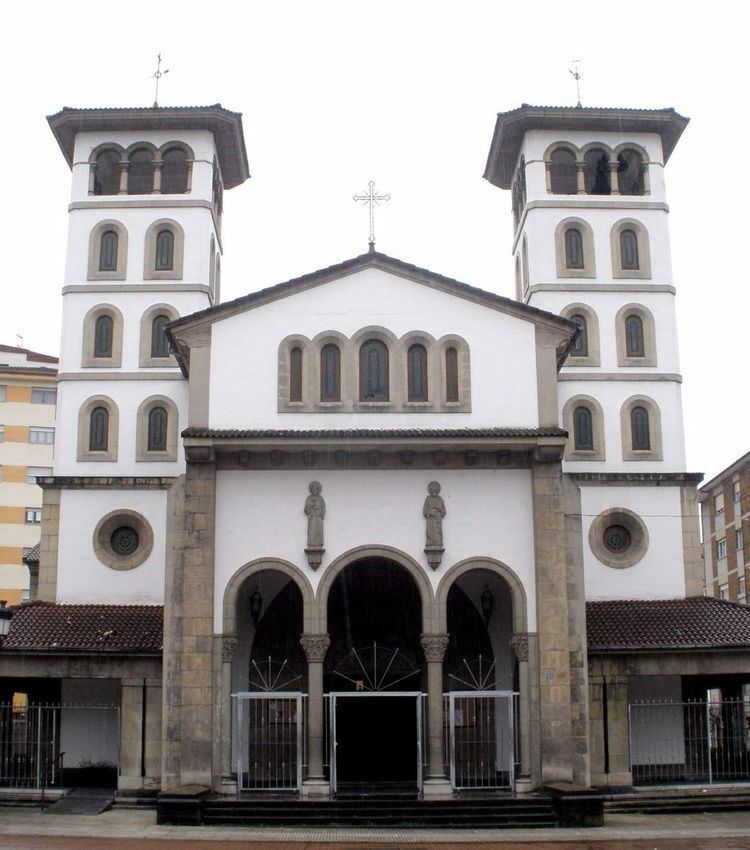Iglesia de San Andrés (El Entrego)