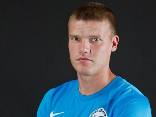 Igor Denisov Igor Denisov Should Arsenal go after the Zenit icon OPosts