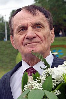Igor Luchenok httpsuploadwikimediaorgwikipediacommonsthu
