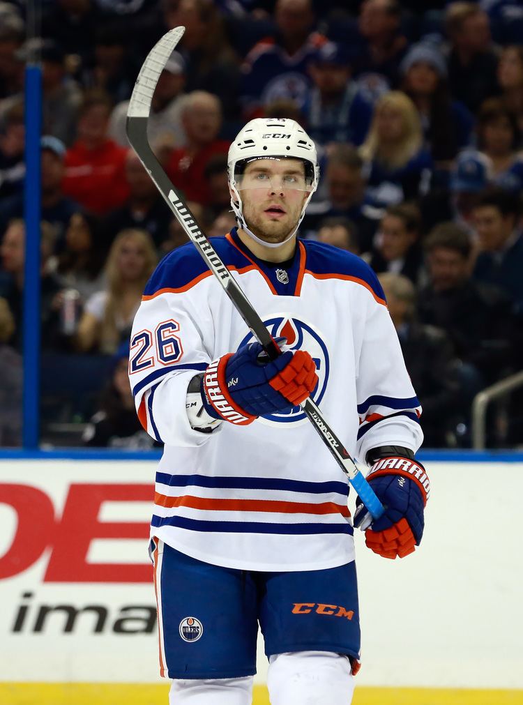 Iiro Pakarinen Edmonton Oilers Officially Ink Iiro Pakarinen To OneYear Extension