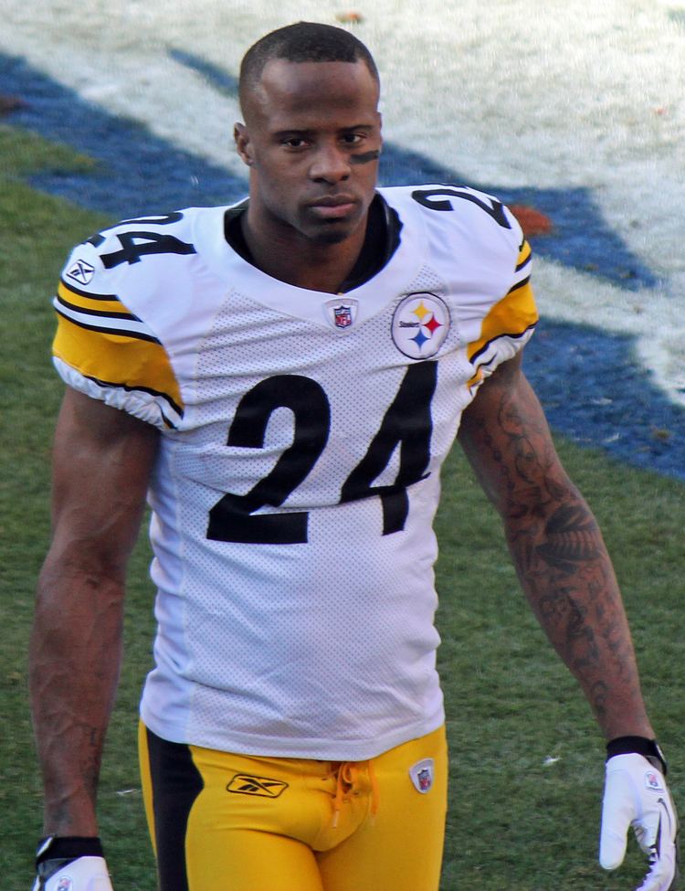 Ike Taylor httpsuploadwikimediaorgwikipediacommonscc