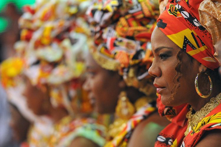 Ilê Aiyê EBC Il Aiy 40 anos de ritmo de fora e de raa na Bahia