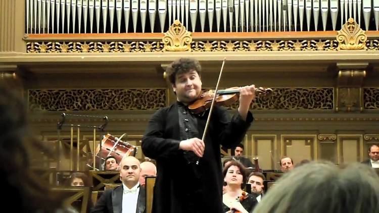 Ilian Garnet Ilian Garnet violin bis Bach Gavotte Atene Bucuresti 2012 03 23
