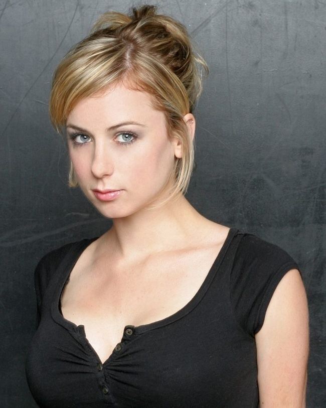 Iliza Shlesinger Warehouse Live Iliza Shlesinger Tickets The Studio