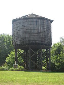 Illinois Central Railroad Water Tower and Pump House httpsuploadwikimediaorgwikipediacommonsthu