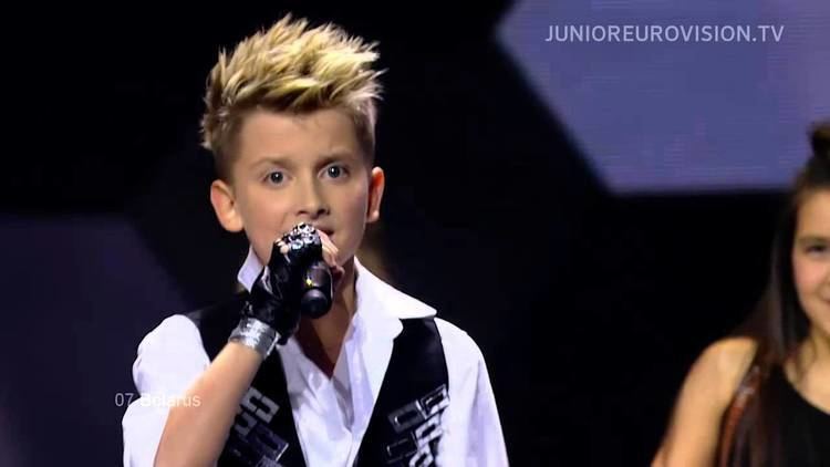 Ilya Volkov (singer) Ilya Volkov Poy so Mnoy Belarus LIVE Junior 2013 YouTube