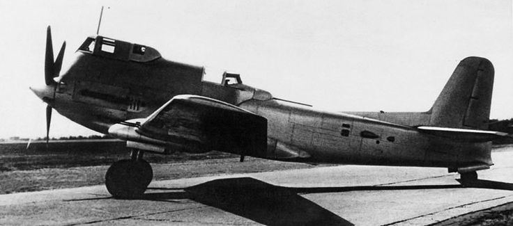 Ilyushin Il-20 (1948) Ilyushin Il20 Ilyushin Il20 Pinterest