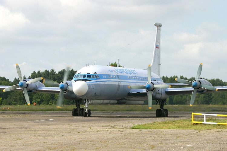 Ilyushin Il-22 FileIlyushin Il22 Bizon 1jpg Wikimedia Commons