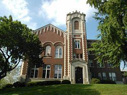 Immaculate Conception Academy (Davenport, Iowa) httpsuploadwikimediaorgwikipediacommonsthu